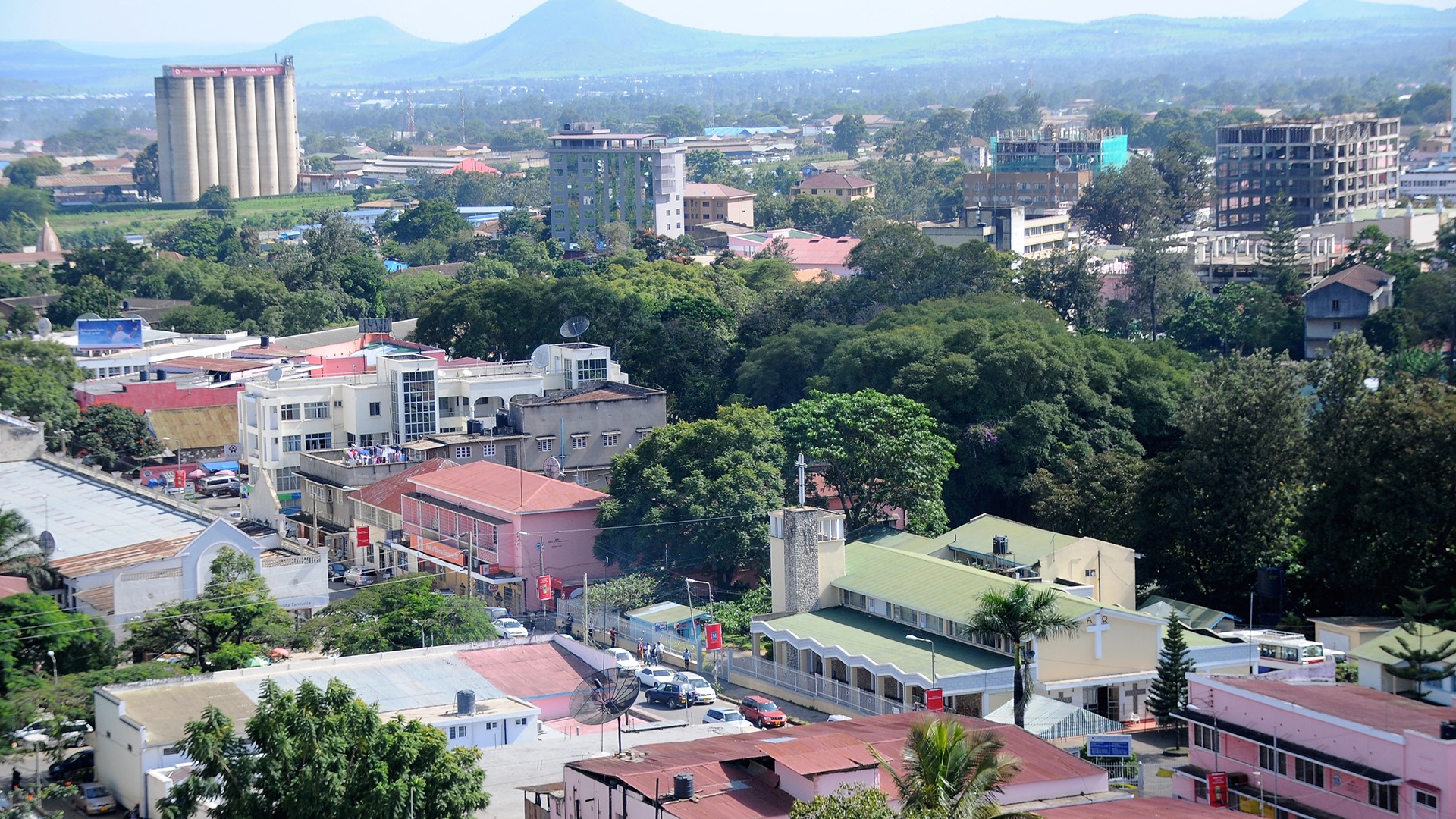 Arusha-Typical-city-scene-in-Arusha-showing-buildings-and-landmarks